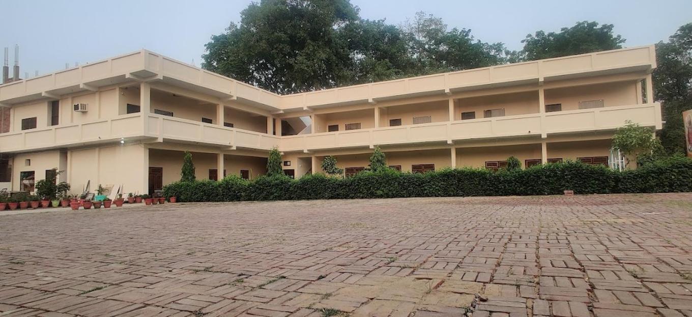Jp International Naimisharanya Hotel Exterior foto